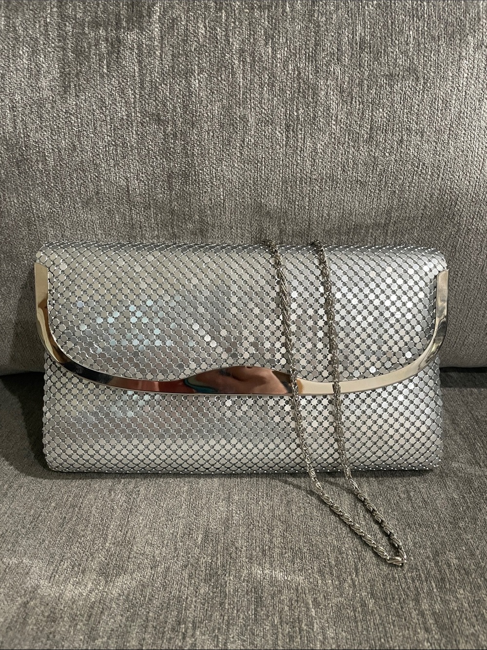 Vintage Y & S Original Silver Mesh Clutch/Purse Evening Bag Metal Chain Strap